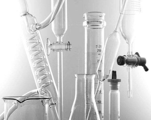 Laboratory glassware for chemical analysis